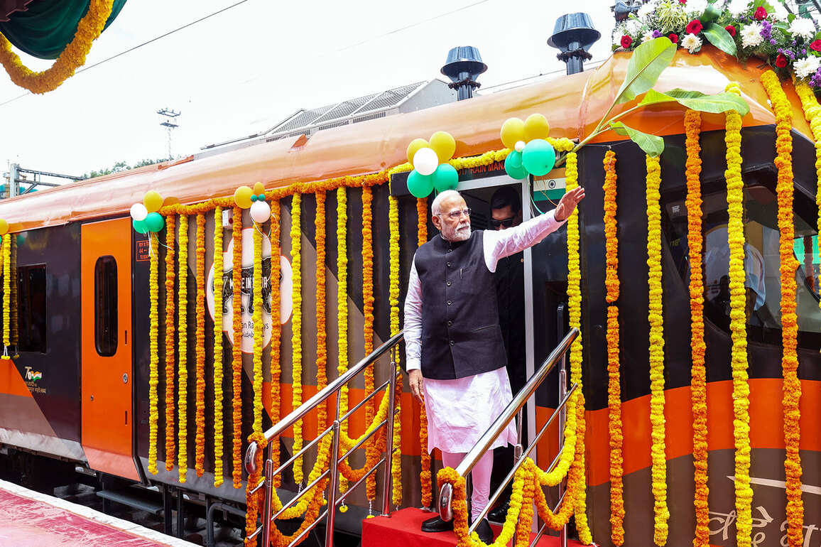 PM Modi to flag off four new Vande Bharat trains in Varanasi on Nov 8