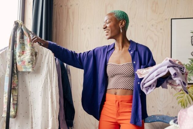 Another Big Week For A Clothing Reseller At Spot Cable
