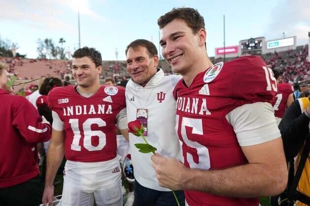 No. 1 Indiana's Peach Bowl challenge: Beat No. 5 Oregon... again