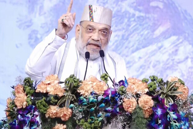'Hindu refugees from Afghanistan, Pakistan have same right to country as PM Modi': Amit Shah