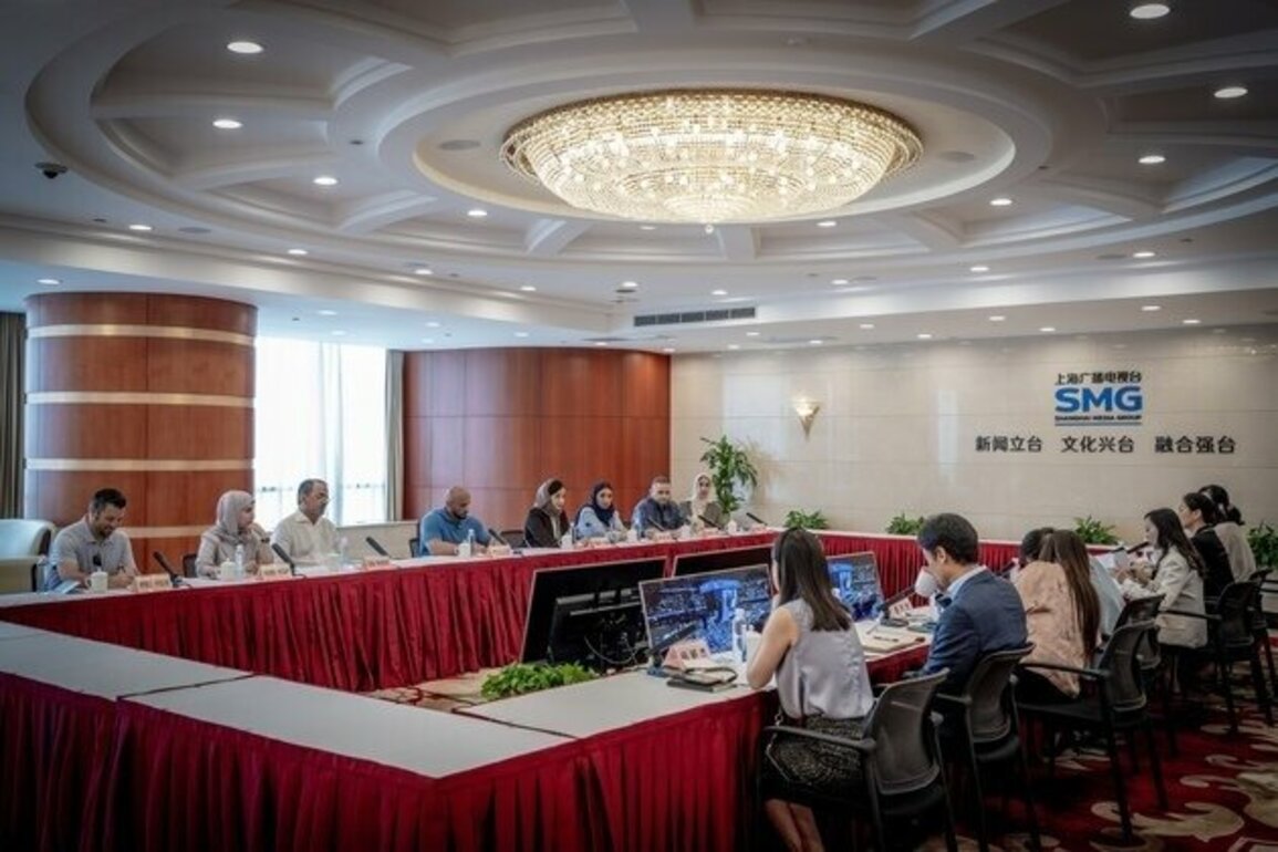 Abdulla Al Hamed meets Shanghai media leaders to advance UAE-China media cooperation
