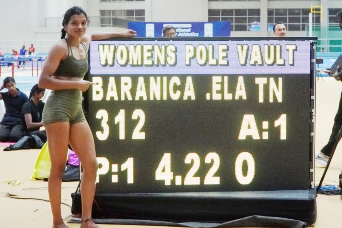 Elangovan breaks national record with 4.22m in pole vault
