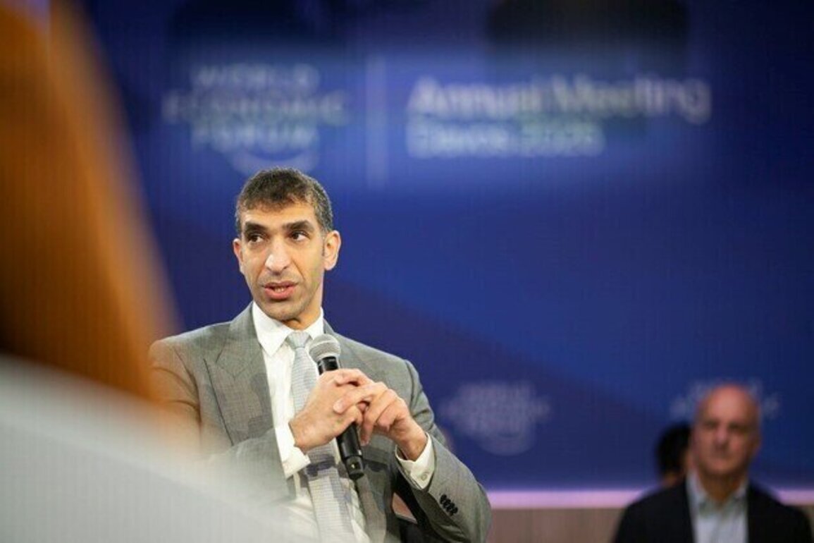 Al Zeyoudi joins UAE delegation at World Economic Forum in Davos to reaffirm global trade ties