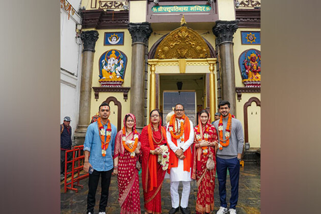 Union Minister Shivraj Singh Chouhan and his family offer prayers at Pashupatinath Temple in Kathmandu