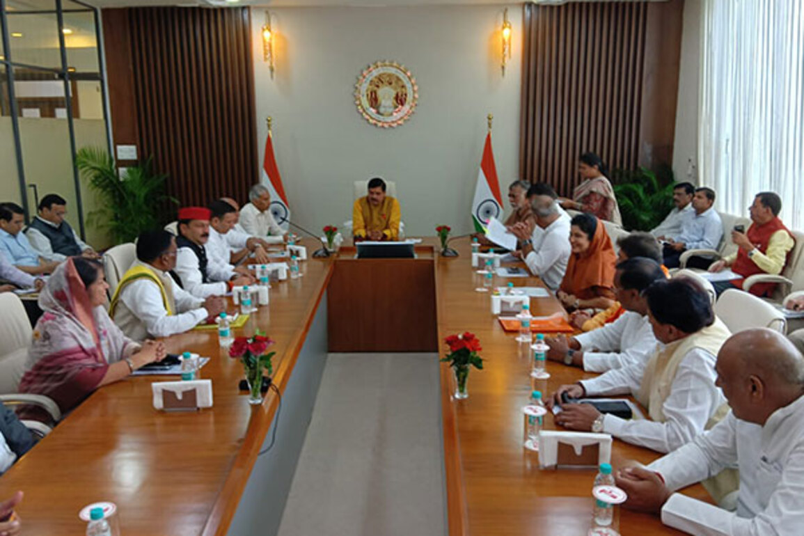 MP: Leader of various parties attend all-party meeting over 27 % OBC reservation at CM House in Bhopal