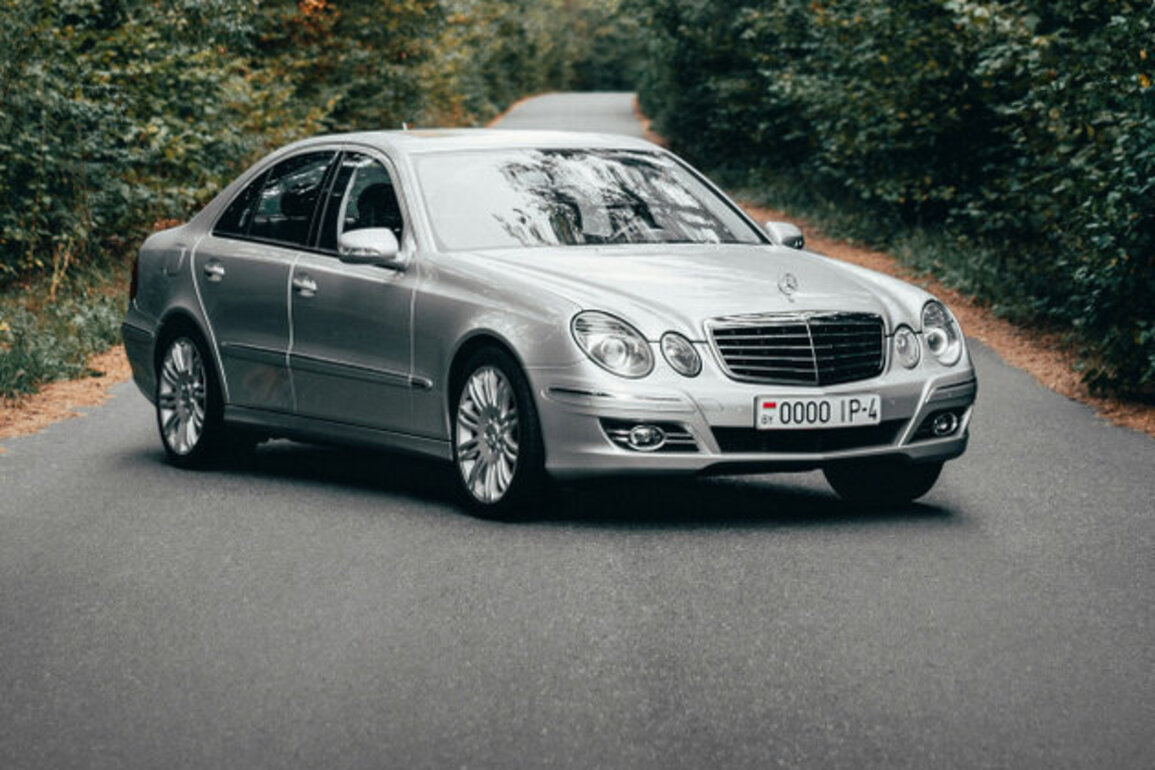 10 Expert Tips from Auto.bg for Buying a Mercedes-Benz E-Class