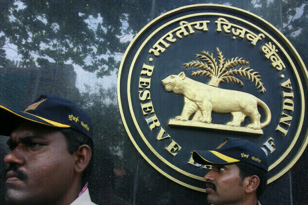 India reduces US securities holdings  media