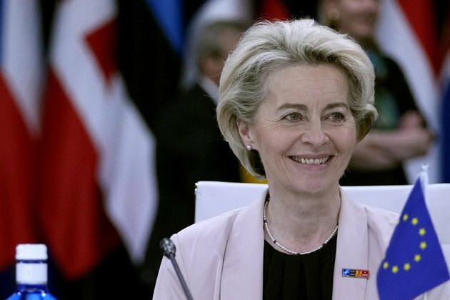 EU chief cant find Pfizer CEO texts