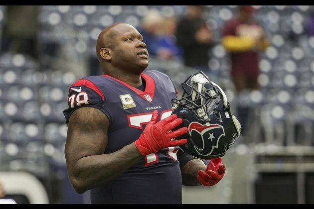 Reports: Texans trade Brandin Cooks, re-sign Laremy Tunsil