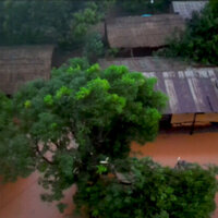 Deadly cyclone hits African nation (VIDEO)
