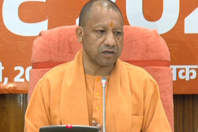 Uttar Pradesh: CM Yogi Adityanath pays tribute to Pulwama heroes