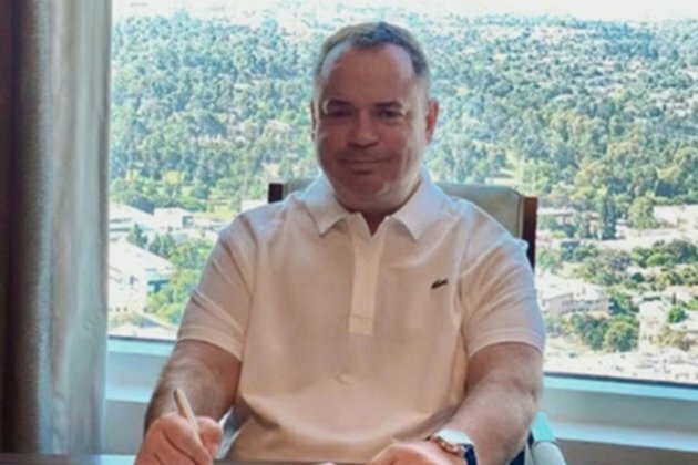 Billionaire fraudster who 'stole Russia dies aged 56