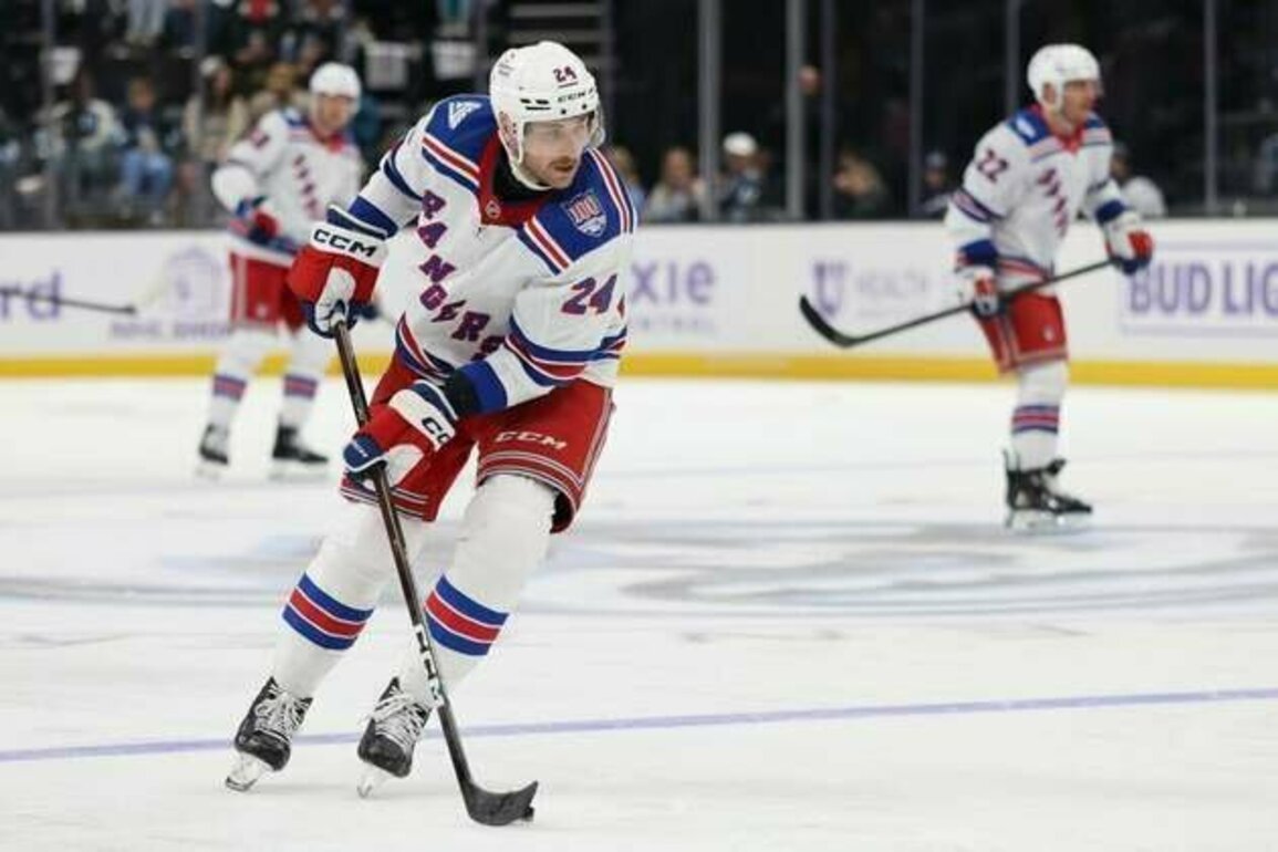 Slumping Rangers aim for rare home win vs. Blues