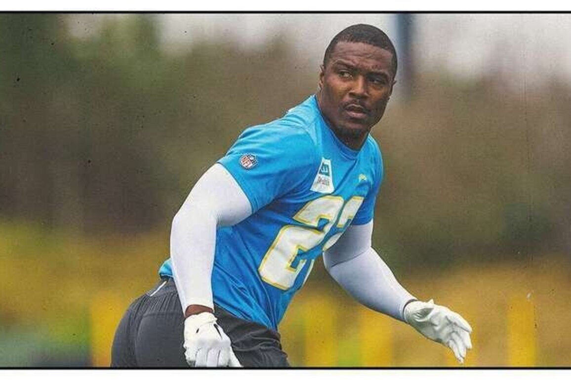 Why Tony Jefferson Has Super Bowl Aspirations for 2026 Chargers