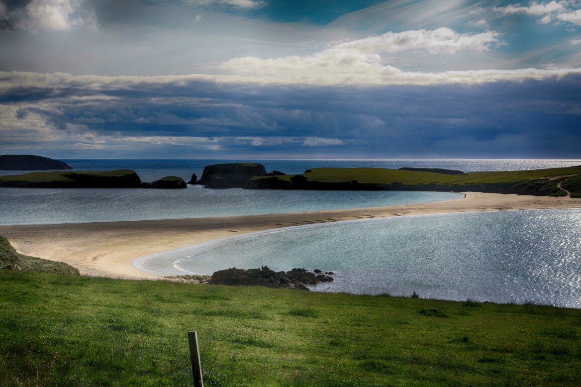 UPDATED- Woman dies after cliff fall - The Shetland Times Ltd