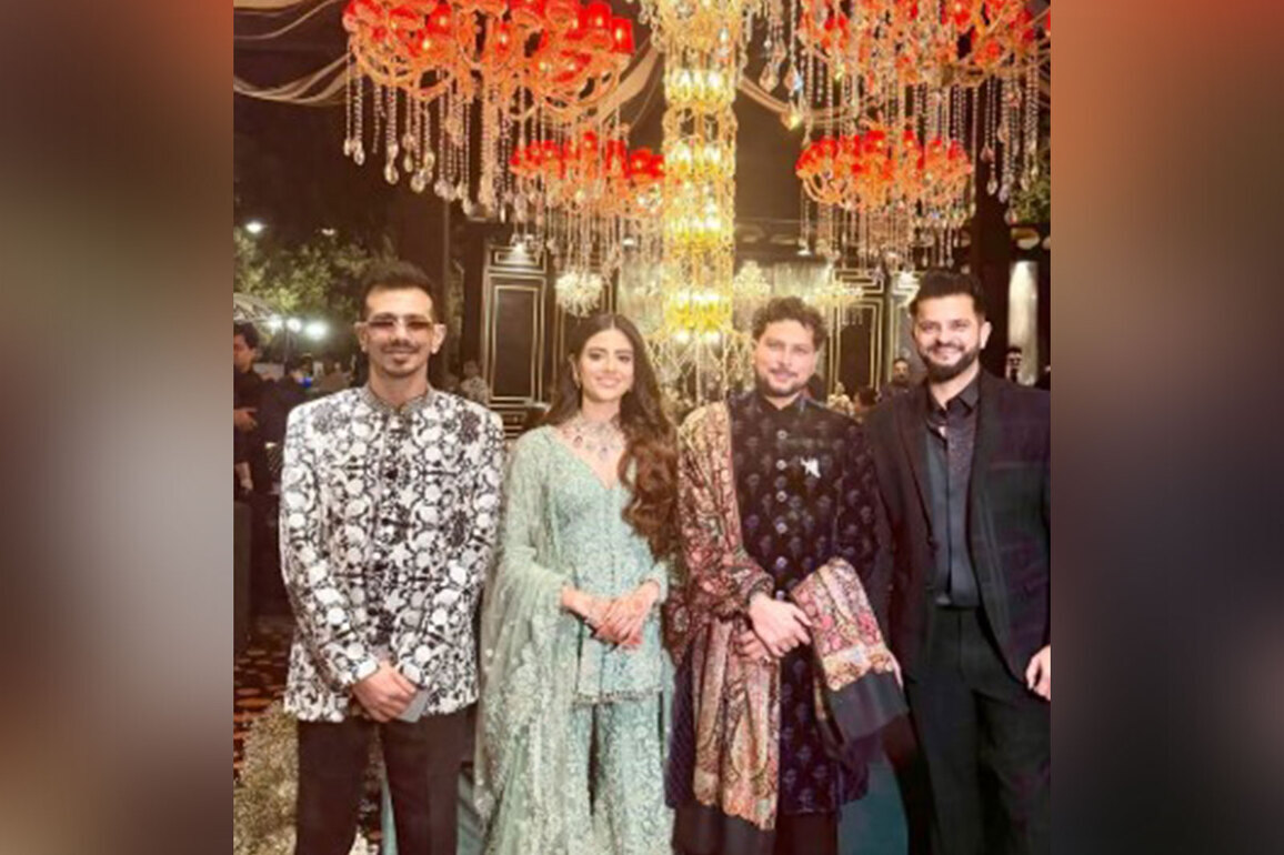 Suresh Raina, Yuzvendra Chahal enjoy 'Bismil ki mehfil' at Kuldeep Yadav's sangeet ceremony