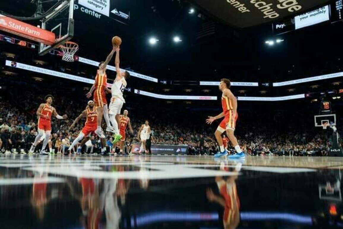 Surging Hawks storm back to beat Suns