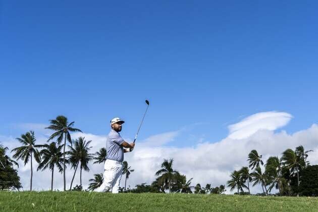 Golf Glance: Hawaiian vibes for start of PGA Tour season