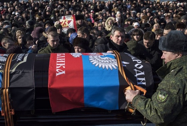 Funeral Of Separatist Commander In Donetsk Draws Big Crowd