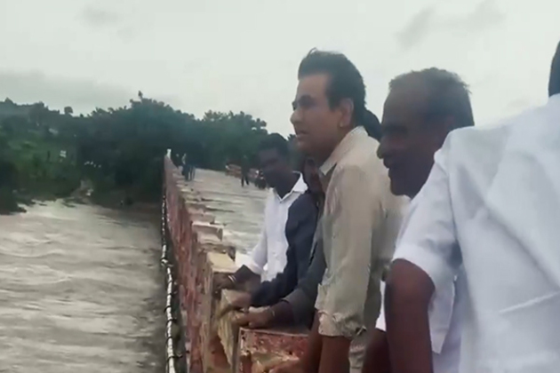 Former CM & BRS Chief KCR expresses concern over floods caused by heavy rains