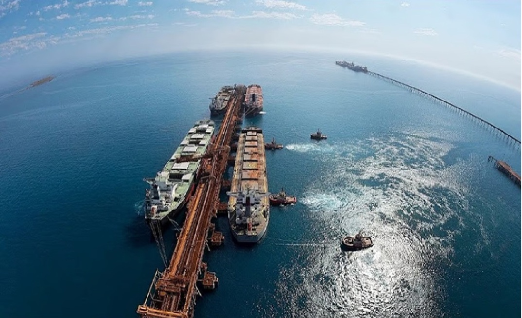 Primeiro embarque de minério de ferro de Simandou