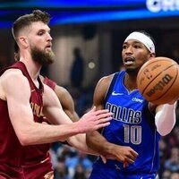 Cooper Flagg posts double-double as Mavs stun Cavs