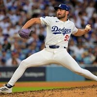 Wife of Dodgers' Alex Vesia addresses death of infant daughter