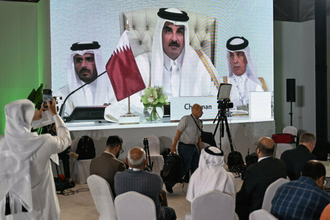 Emir of Qatar inaugurates emergency Arab-Islamic Summit, stresses determination to confront Israeli aggression