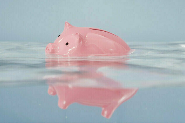US faces fiscal collapse  Michael Bloomberg