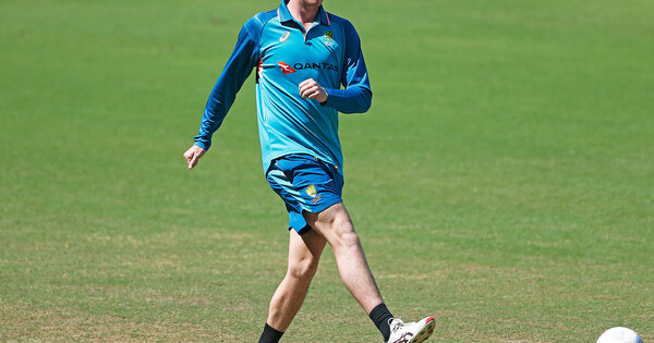 Renshaw aiming to draw inspiration from Khawaja's Test resurgance ahead of Ashes