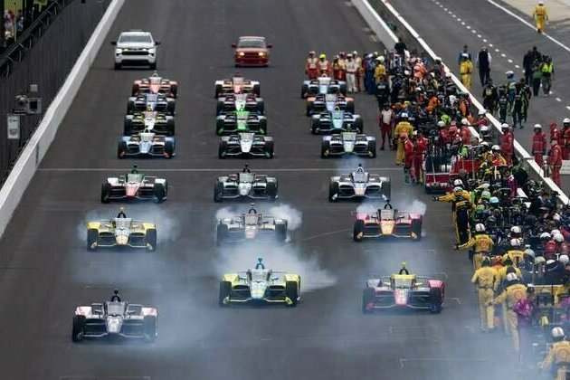 IndyCar '26 schedule features NASCAR crossover in Phoenix