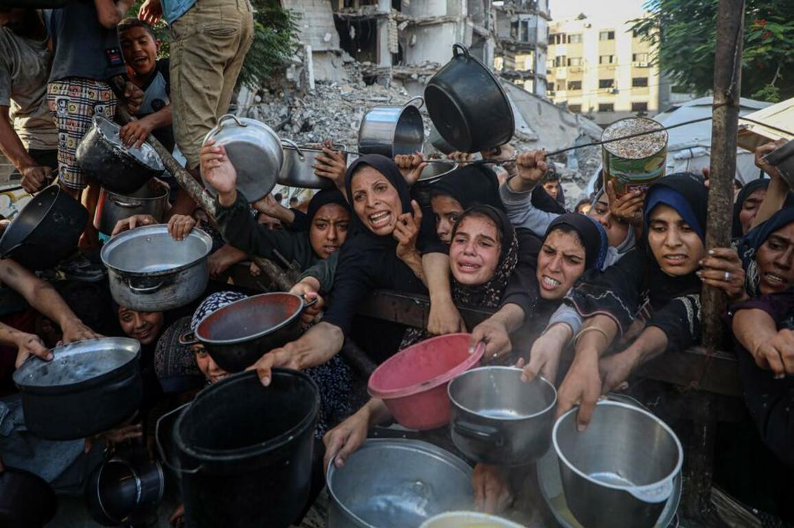 UN humanitarians say dozens killed while seeking food in Gaza