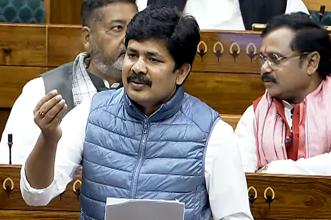 YSRCP demands CBI probe and SC-led Judicial Commission to probe Tirumala Parakamani controversy