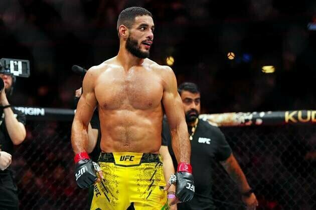 UFC Fight Night: Gabriel Bonfim uses flying knee to TKO Randy Brown