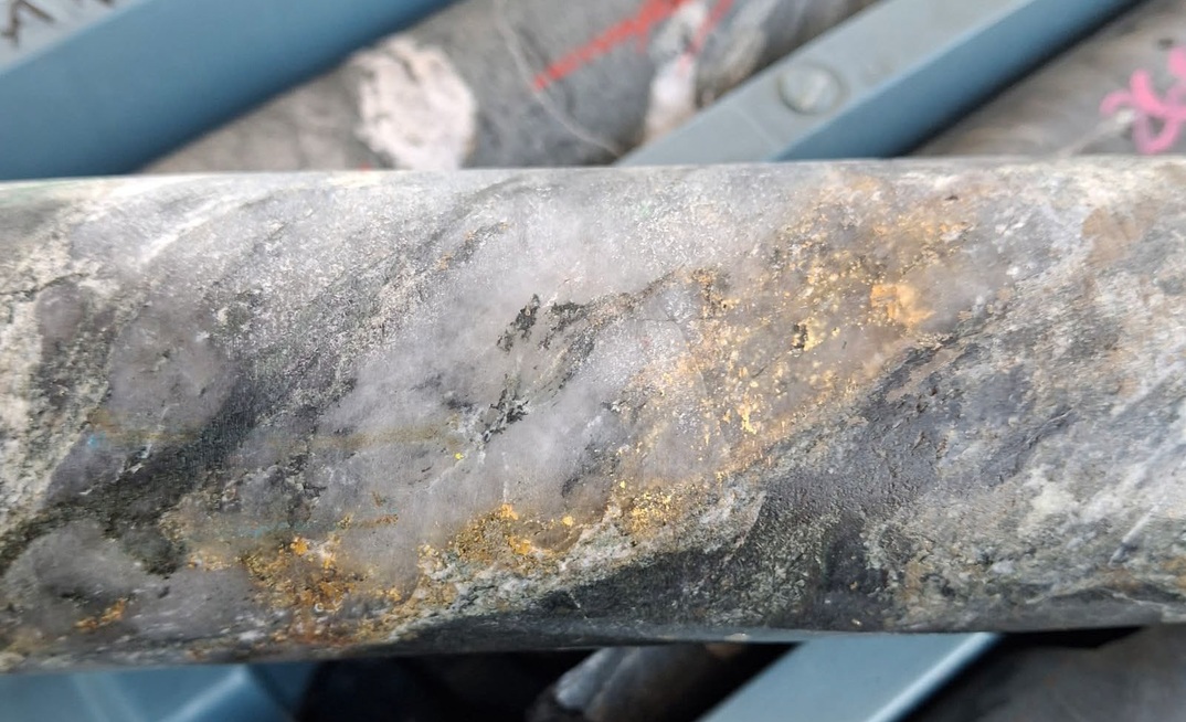 Visible gold from Burbanks