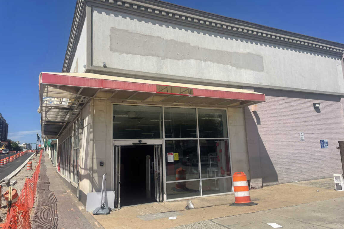 CVS relocates on Columbia Pike amid redevelopment plans
