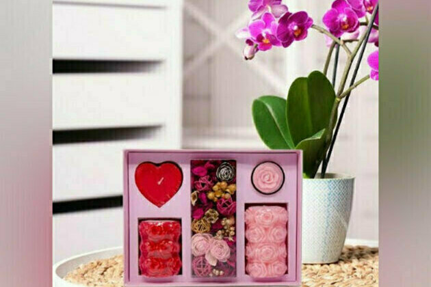 IRIS unveils a romantic gift for Valentine's Day