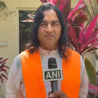 Spiritual guru Devkinandan Thakur welcomes move to release Mustafizur Rahman from KKR, questions Shah Rukh Khan's silence