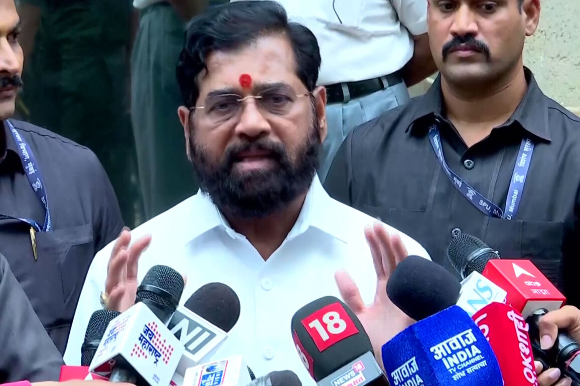 "Public will teach a lesson to Congress...": Eknath Shinde over deepfake of PM Modi's late mother