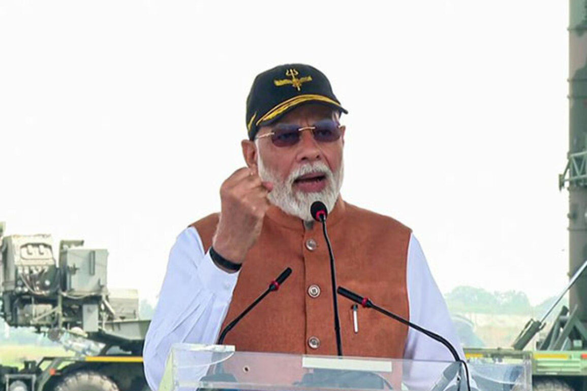 "Bharat ke taraf nazar uthane ka ek hi anjam--tabahi": PM Modi's stern warning to terror elements
