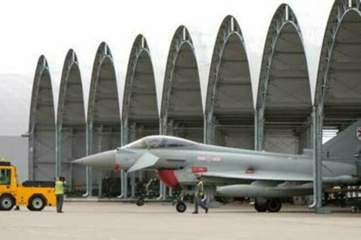 UK warplanes to guard Poland against 'Russian drones' - Starmer