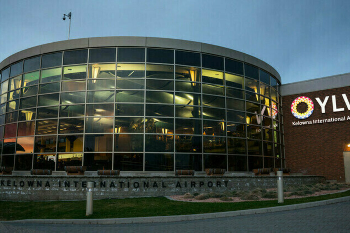 Canadian and US airports hacked with pro-Hamas messages