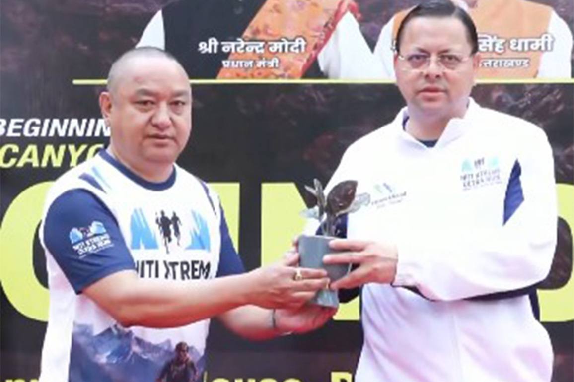 CM Pushkar Dhami flags off 'Niti Xtreme Ultra Countdown Run' in Dehradun