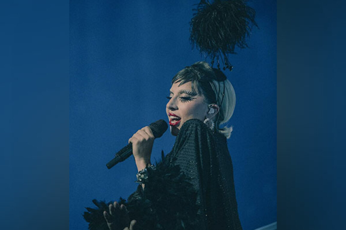 Lady Gaga tripped during Las Vegas concert, recovers quickly