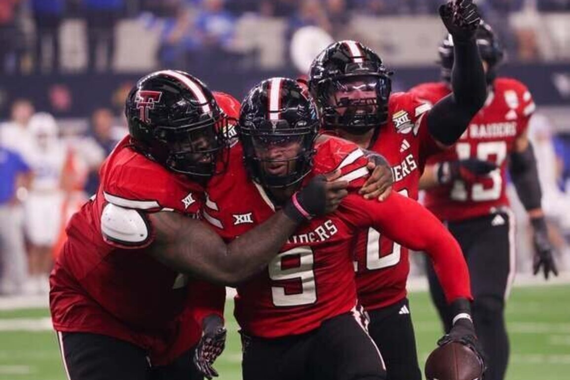 No. 4 Texas Tech on historic run entering Orange Bowl vs. No. 5 Oregon