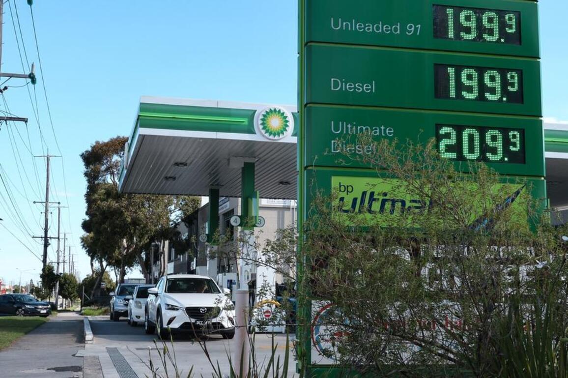 Interview: Mideast tensions, oil price spike reshape global markets, analyst says