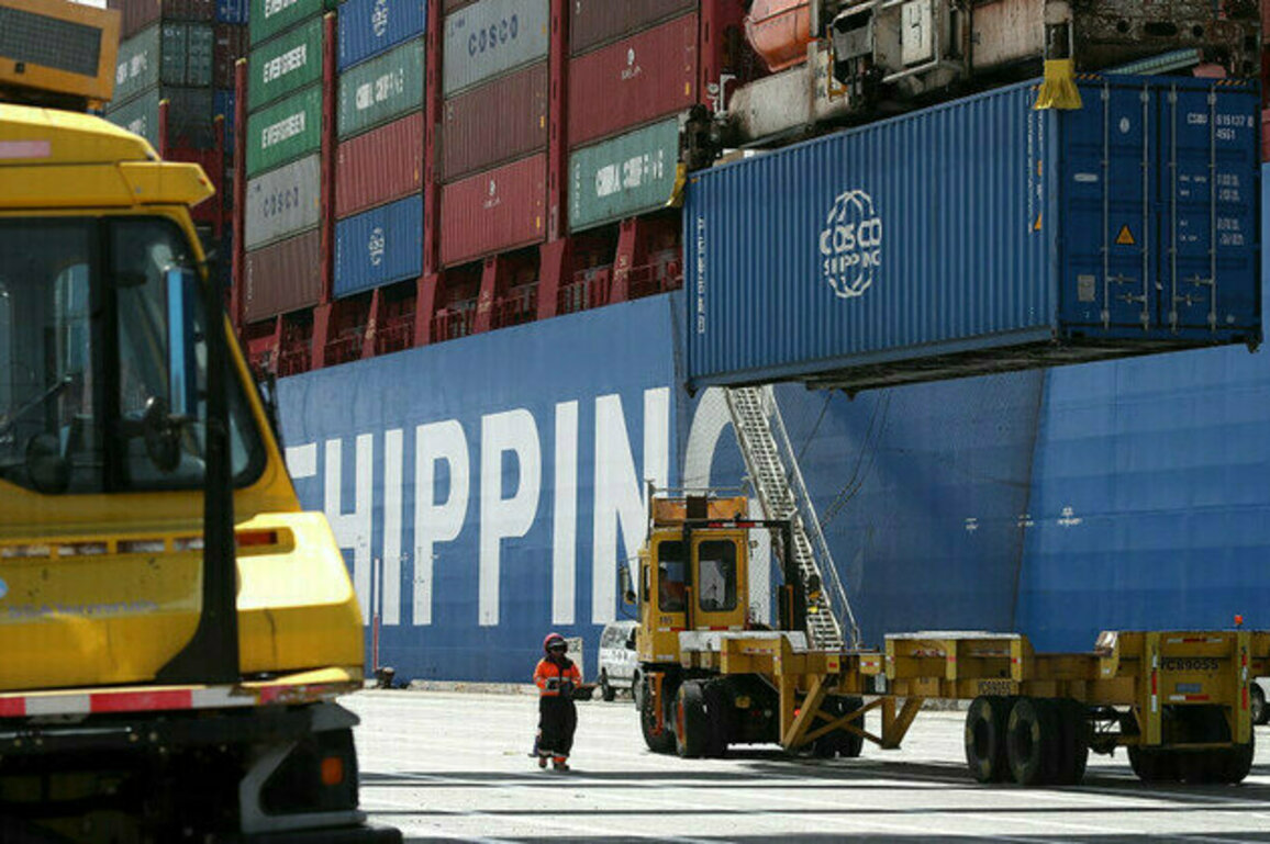 US considering lowering China tariffs to 50%  media