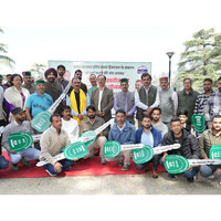 Himachal CM flags off 18 e-taxis under Rajiv Gandhi Swarozgaar Start-up Yojna