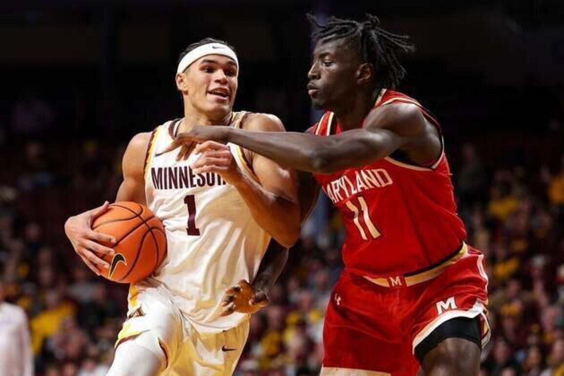 David Coit takes over late as Maryland beats Minnesota
