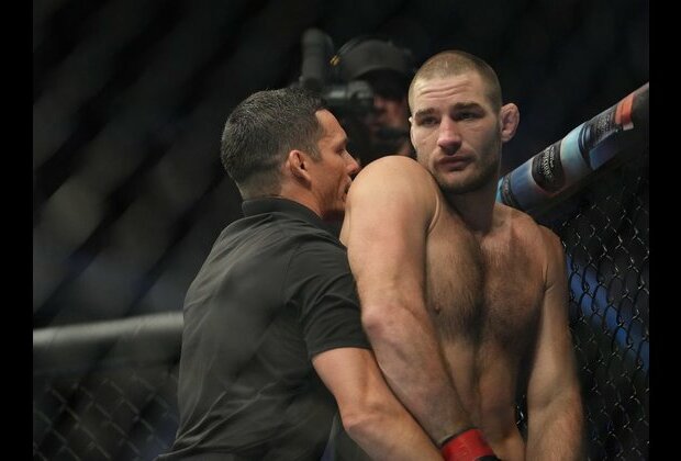 Sean Strickland wins by TKO at UFC Fight Night